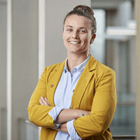 Portrait of Holly Searson